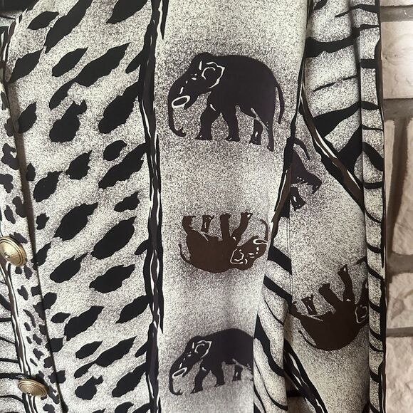 Women's Black and Gray Patterned Blazer - Picture 5 of 10